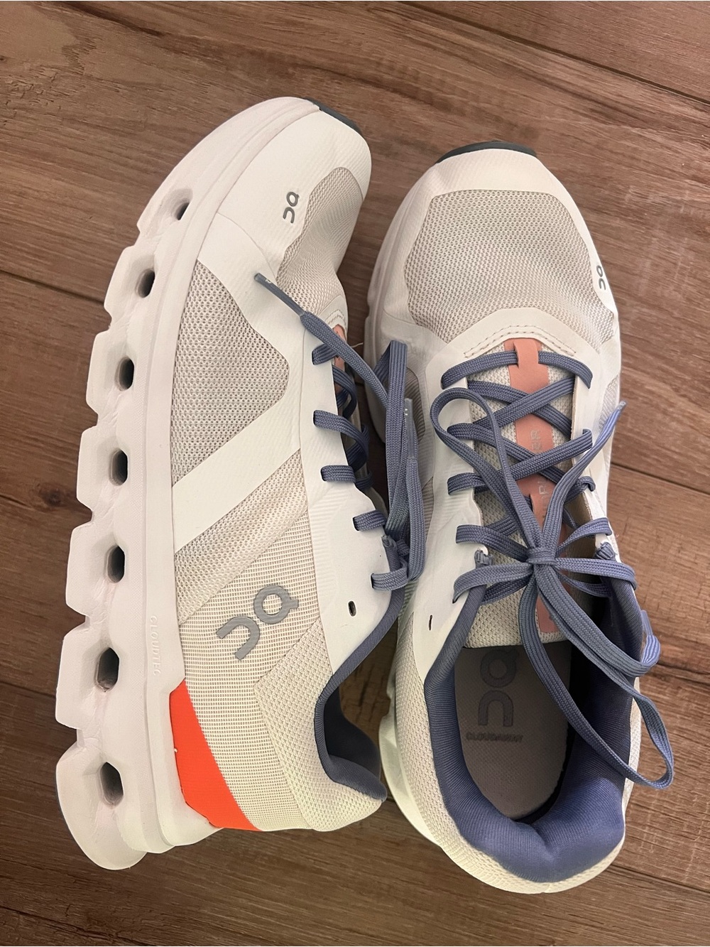ON Cloudrunner Undyed White Flame  56.98036 Running Shoes Women Size 10